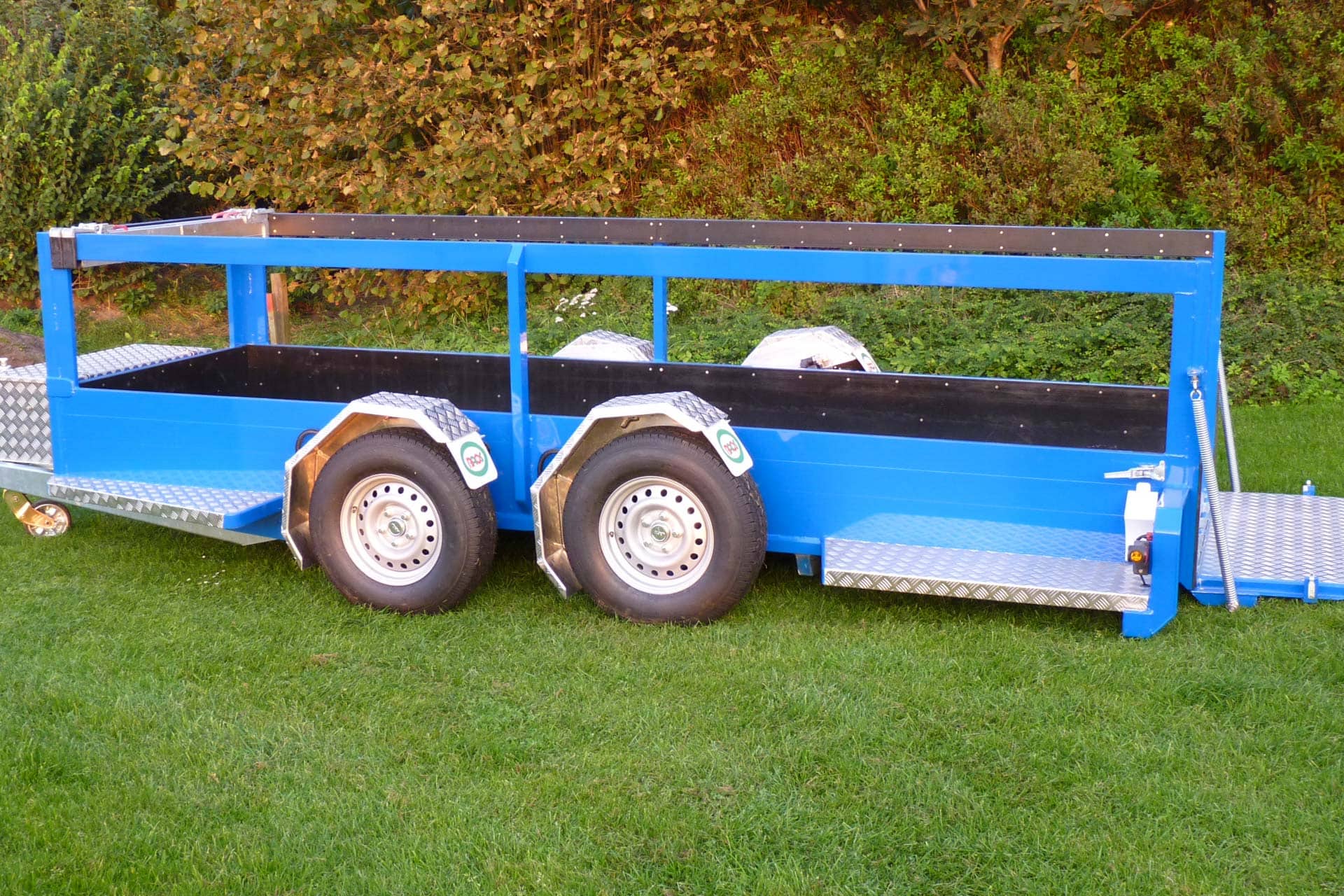 BAOS ASB Serie absenkbare Anhänger (2 von 13)